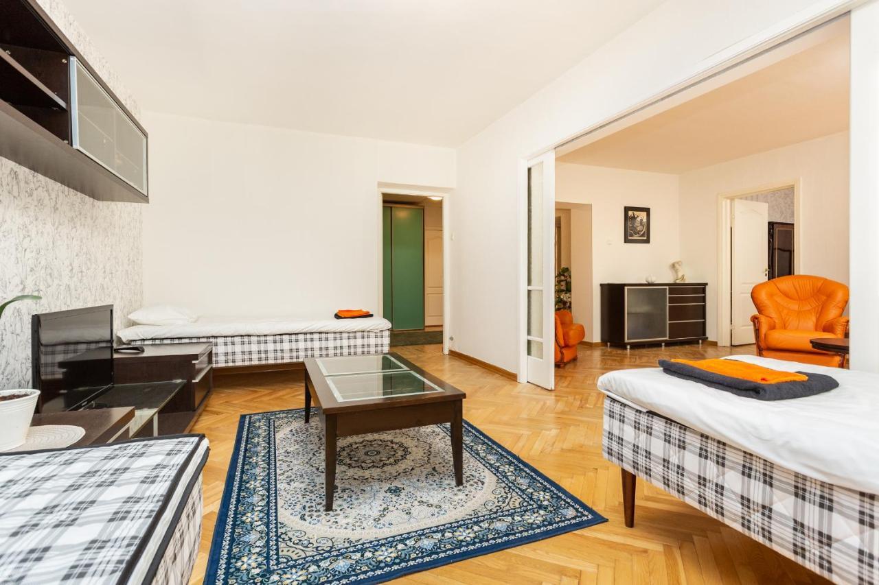 3 Room Central Apartmend 90M2 Parking For One Car Fifth Floor And The Building Does Not Have An Elevator Ταλίν Εξωτερικό φωτογραφία