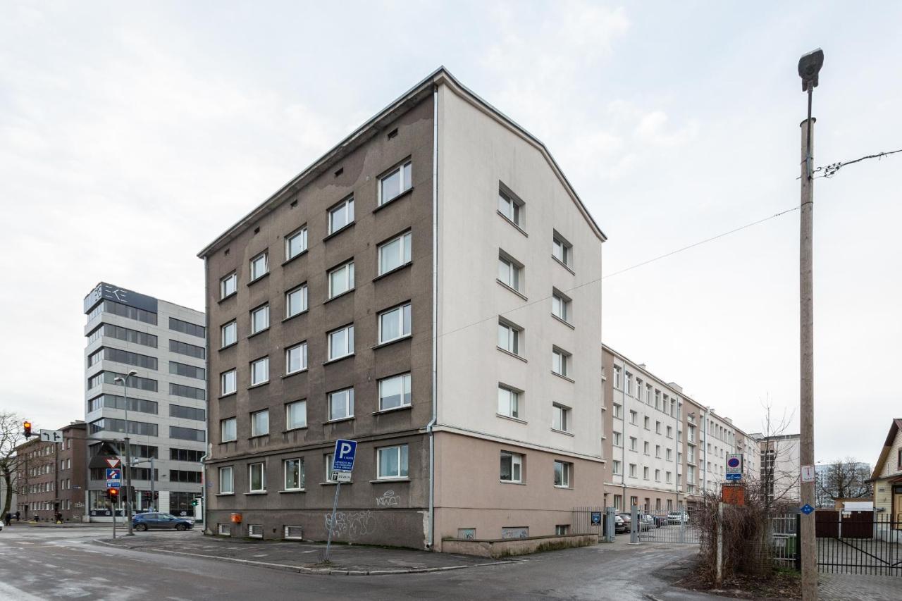 3 Room Central Apartmend 90M2 Parking For One Car Fifth Floor And The Building Does Not Have An Elevator Ταλίν Εξωτερικό φωτογραφία