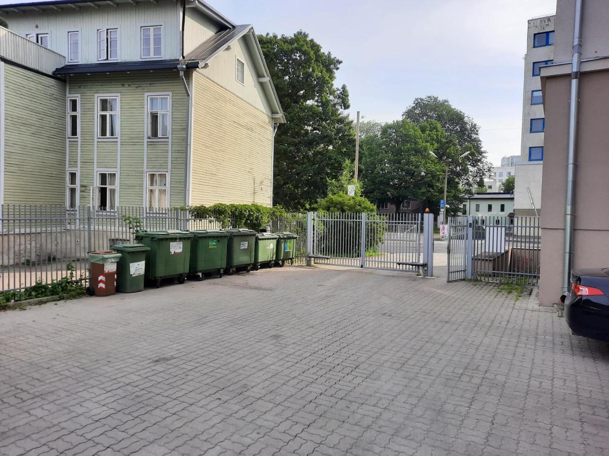 3 Room Central Apartmend 90M2 Parking For One Car Fifth Floor And The Building Does Not Have An Elevator Ταλίν Εξωτερικό φωτογραφία